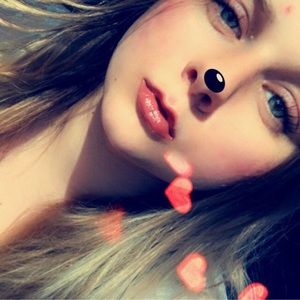 Meet your Posher, Karissa